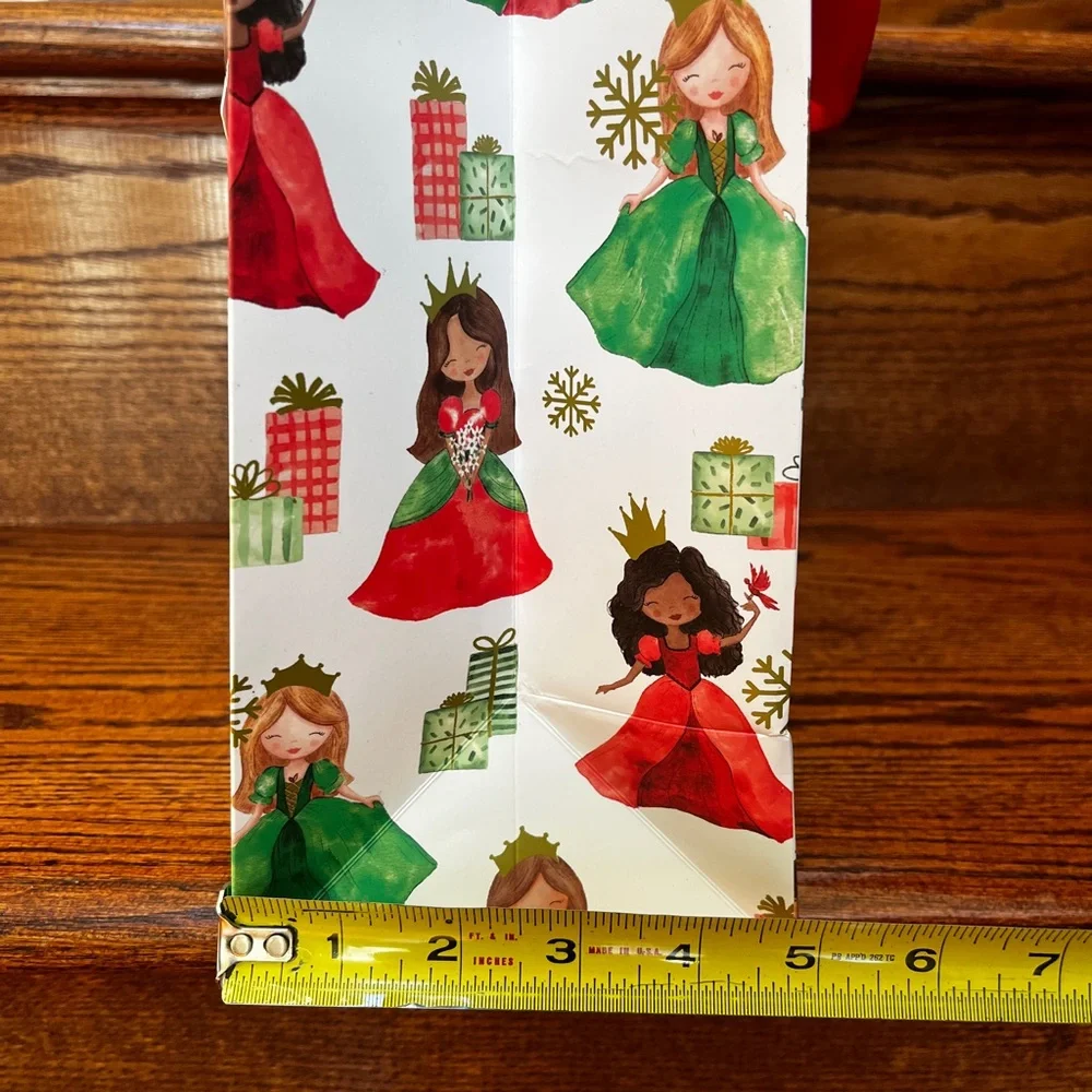 Real Simple Holiday Princess Holiday Christmas Bag With Tissue Paper